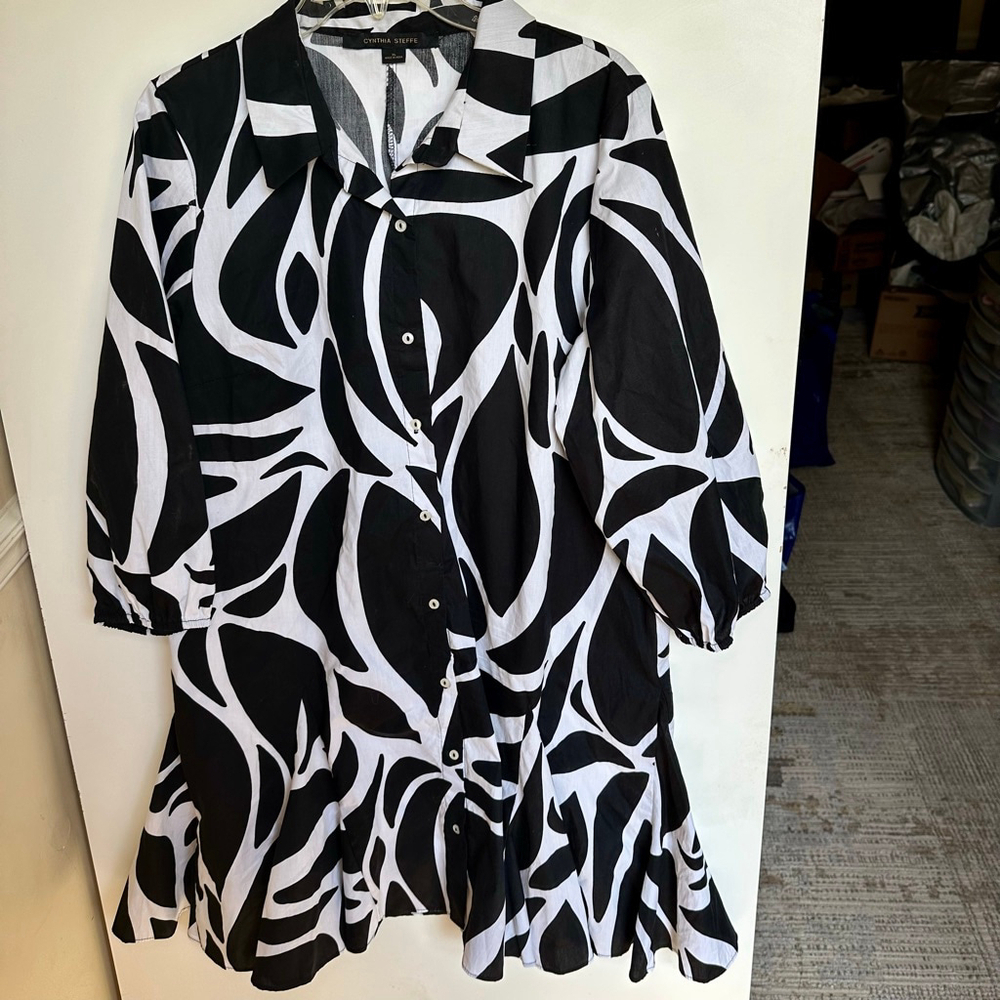Cynthia Steffe XL Black and White Floral Print Lightweight Cotton Dress